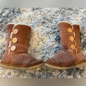 UGG women’s boots size 7
